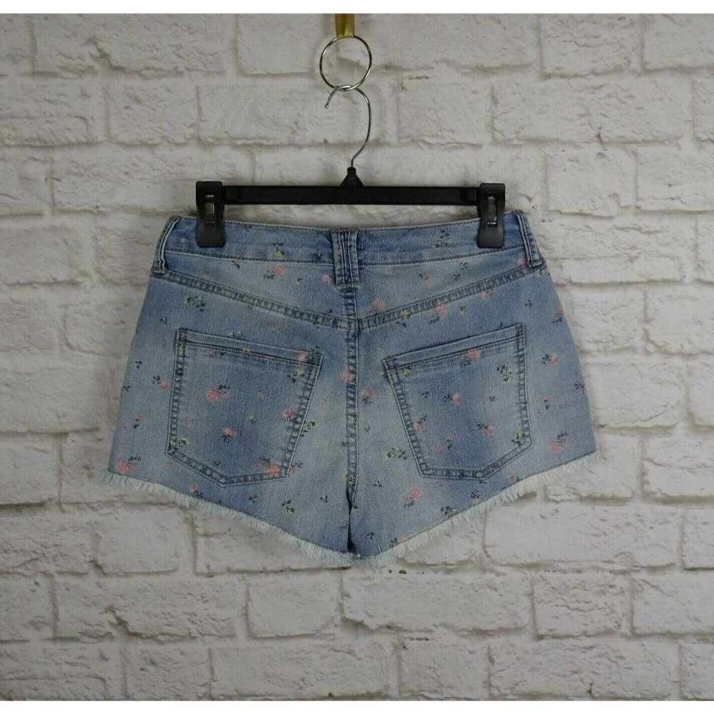 💰3/$25 Wild Fable Women's Denim Jean Shorts Cut-Off Floral Stretch Raw Hem  6 - Picture 4 of 12